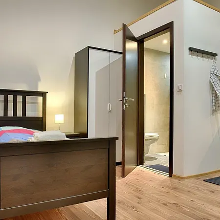 Apartment Welcome - A Studio Apt In District 7 *